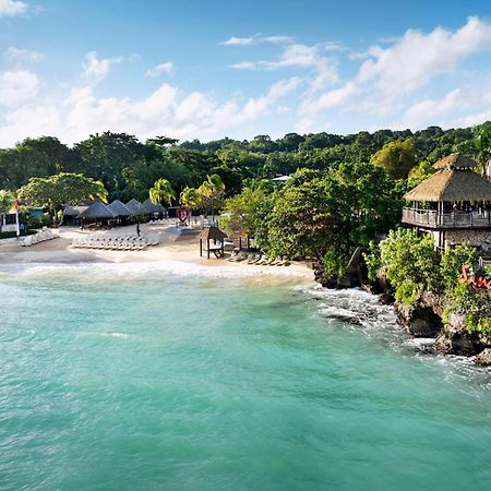 Sandals Ochi Beach All Inclusive Resort - Couples Only (Adults Only) Очо Риос Екстериор снимка