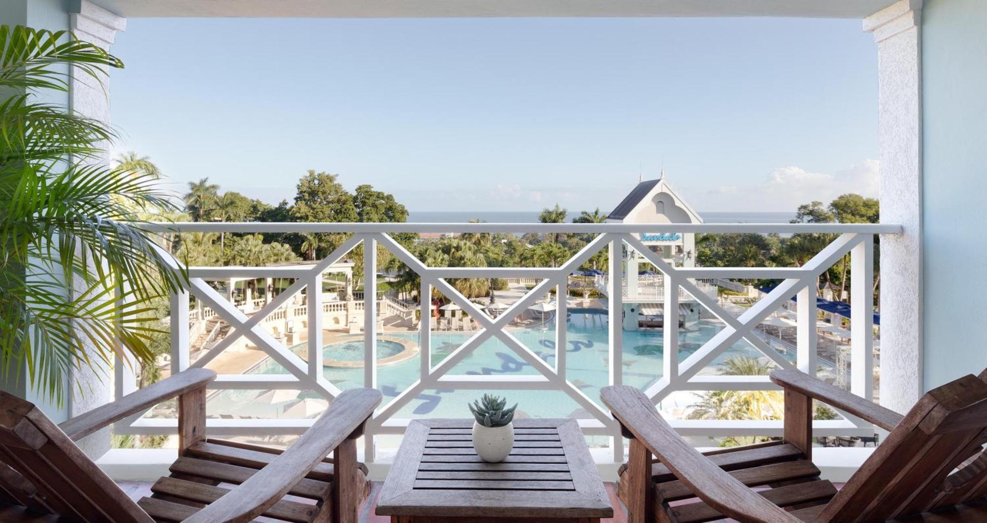 Sandals Ochi Beach All Inclusive Resort - Couples Only (Adults Only) Очо Риос Екстериор снимка