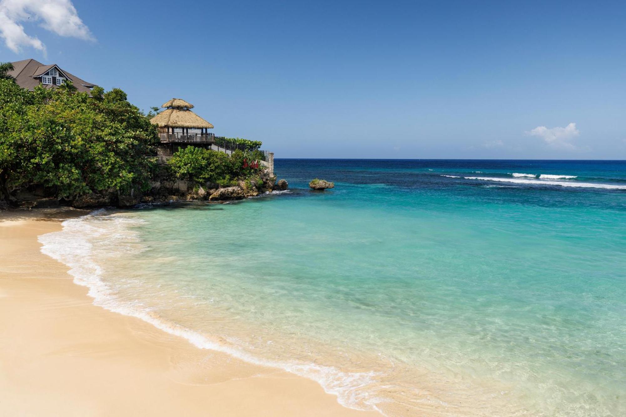 Sandals Ochi Beach All Inclusive Resort - Couples Only (Adults Only) Очо Риос Екстериор снимка