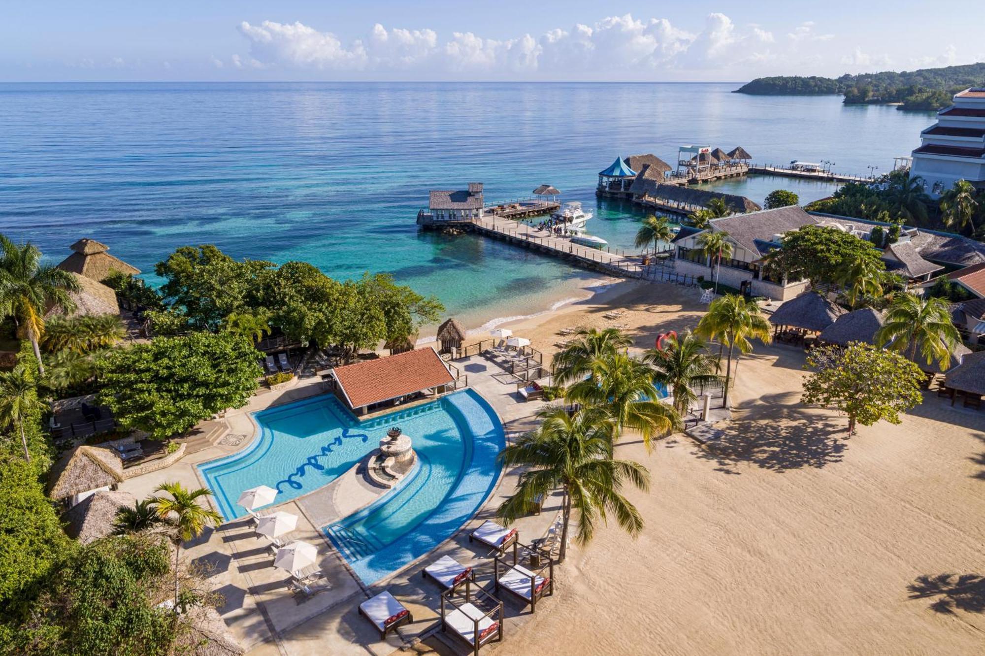Sandals Ochi Beach All Inclusive Resort - Couples Only (Adults Only) Очо Риос Екстериор снимка
